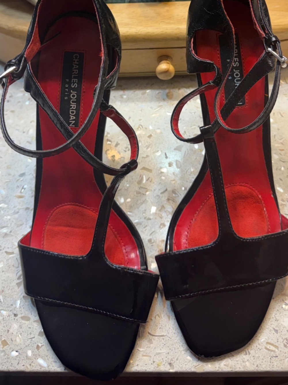 Charles Jourdan Heels 9 - Picture 3 of 4